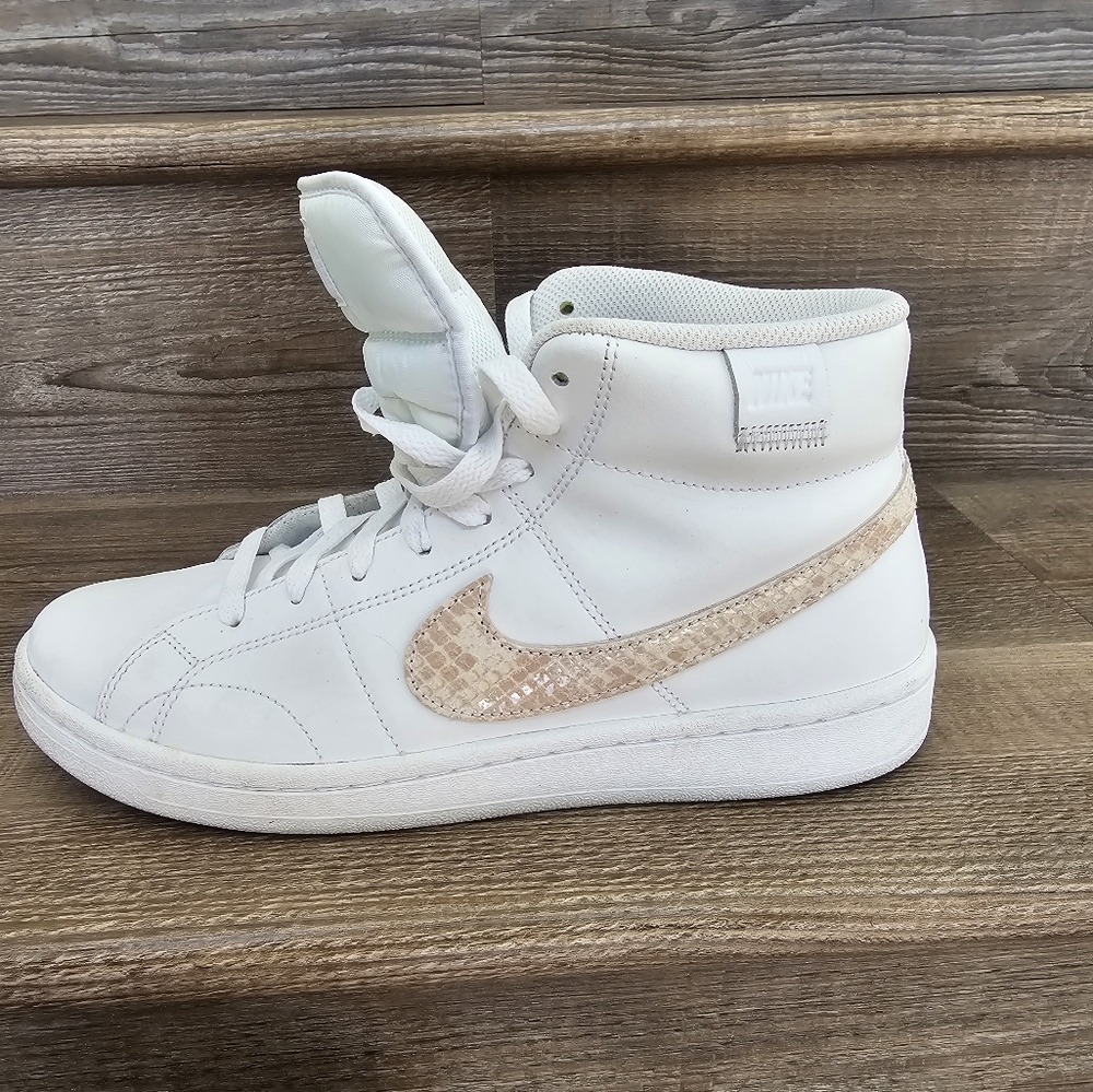 Nike sneakers Women's Court Royale 2 Mid Sneaker size 9.5